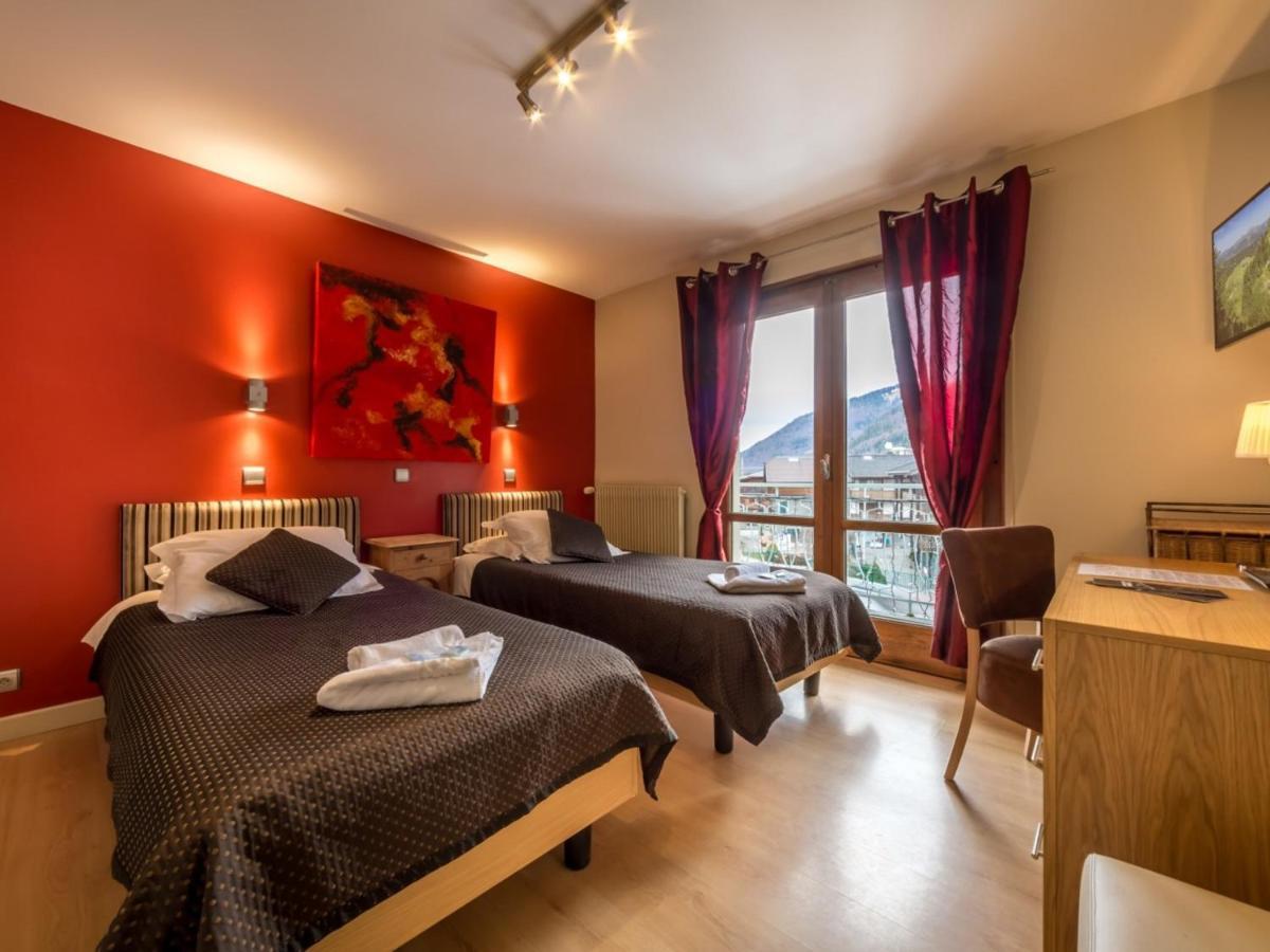 אבוריאז Hotel Rhodos Morzine מראה חיצוני תמונה