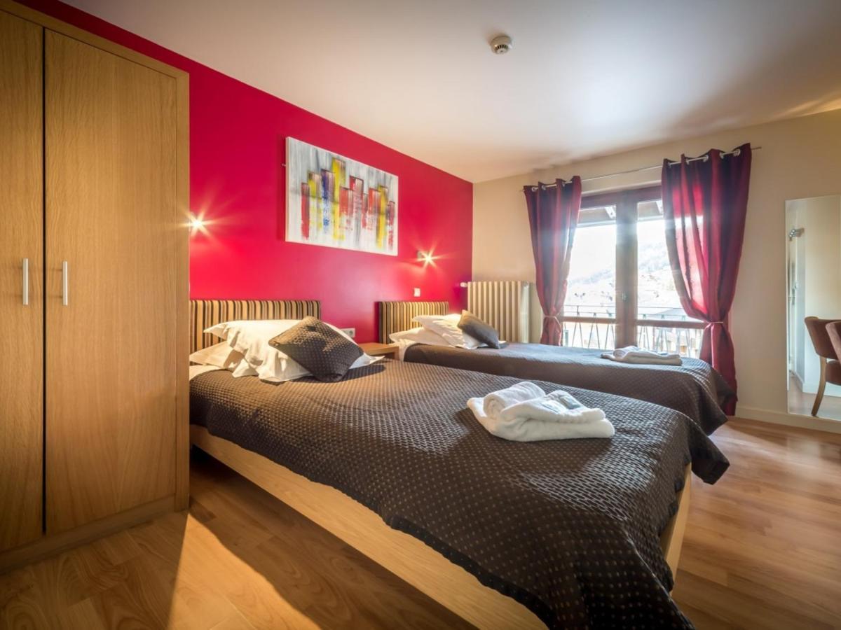 אבוריאז Hotel Rhodos Morzine מראה חיצוני תמונה