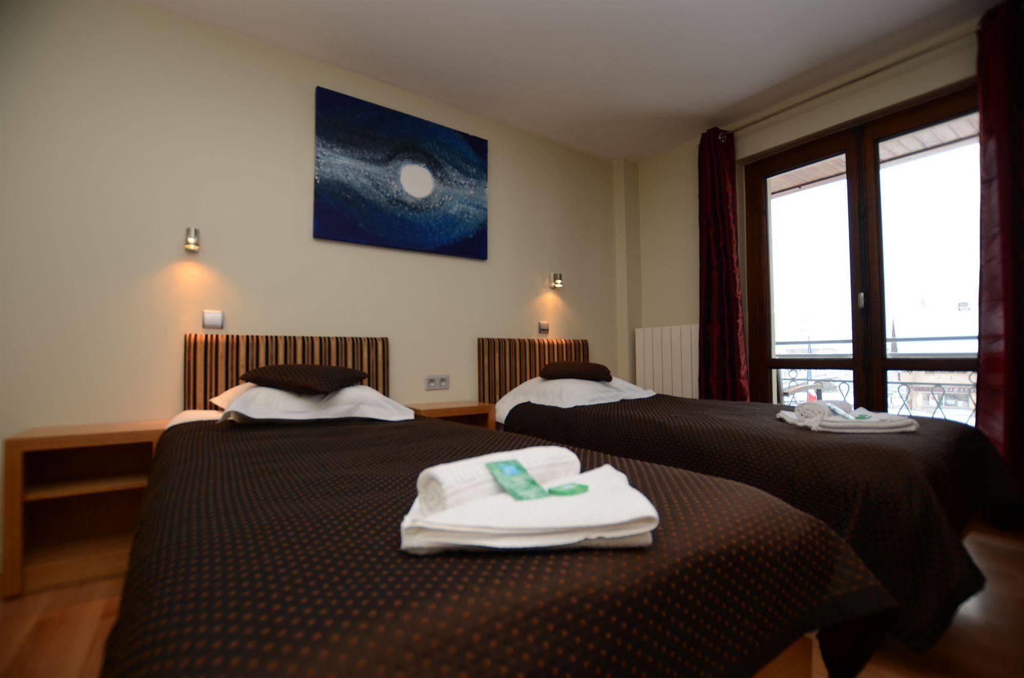 אבוריאז Hotel Rhodos Morzine מראה חיצוני תמונה