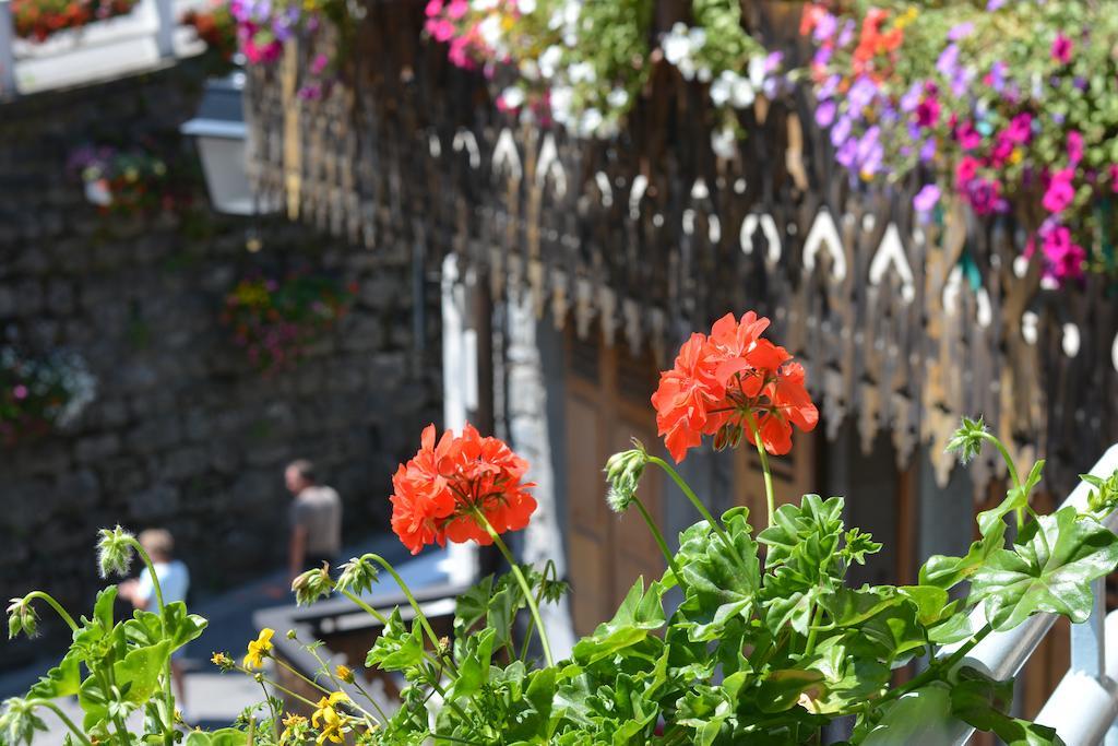 אבוריאז Hotel Rhodos Morzine מראה חיצוני תמונה